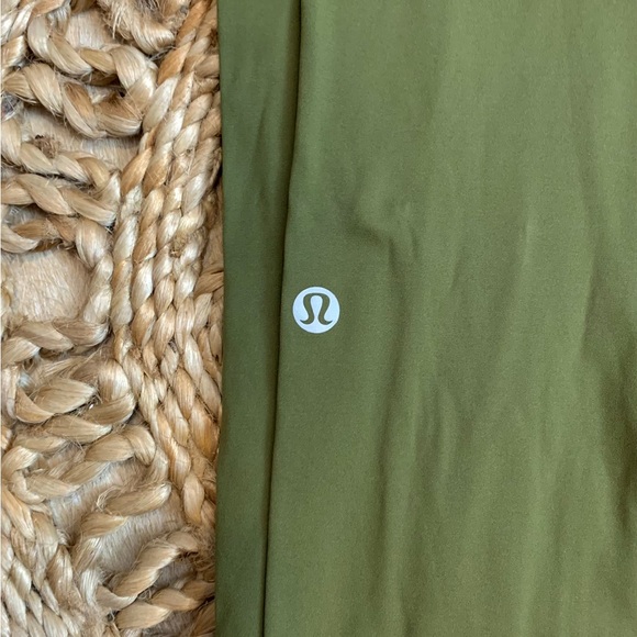 ❗️SOLD❗️Lululemon Fast and Free 28” - Picture 10 of 10